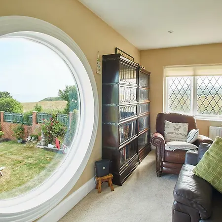Toll Bridge Holiday home