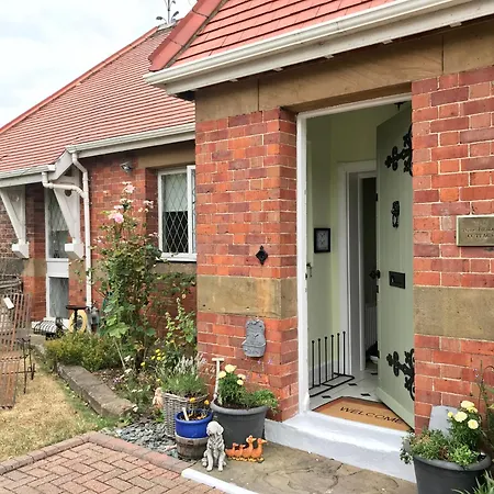 Toll Bridge Holiday home *
